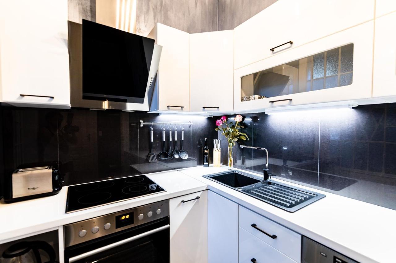 Sophies Place Augarten - Imperial Lifestyle City Apartments Vienna Parking 외부 사진